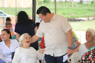 Gobernar con la gente es escuchar, sentir y actuar